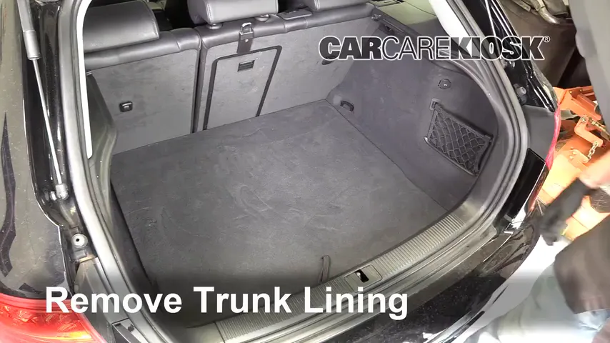 2011 Audi A3 TDI 2.0L 4 Cyl. Turbo Diesel Tires & Wheels Change a Flat Tire